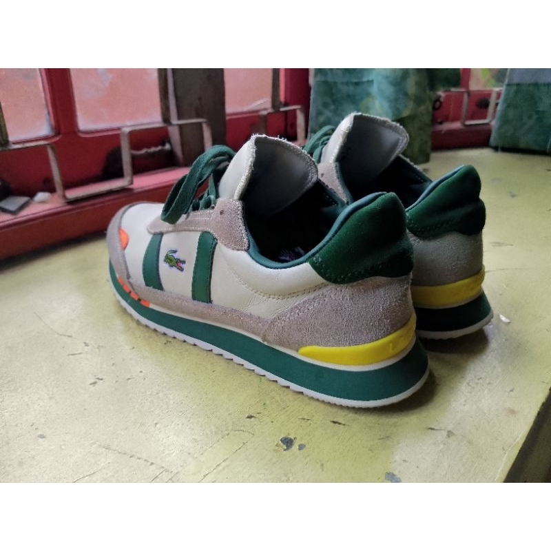 Sepatu Lcst