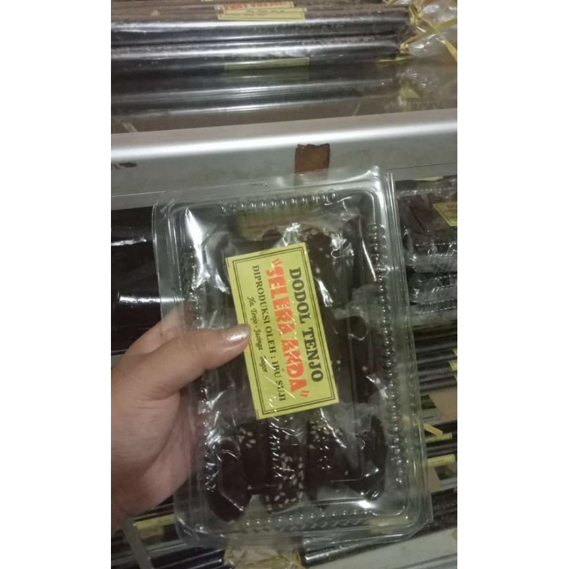 

Dodol oleh oleh khas Tenjo Bogor legit hitam enak cemilan