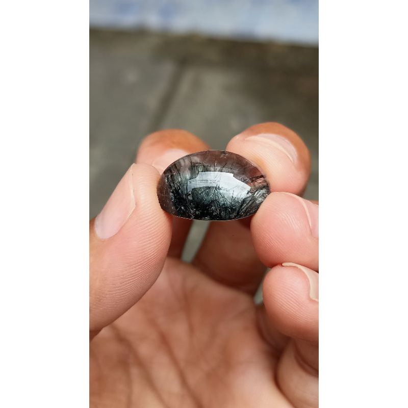 kecubung rambut hitam