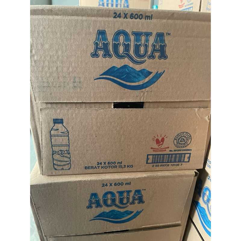 

Aqua kemasan 600ML INSTANT