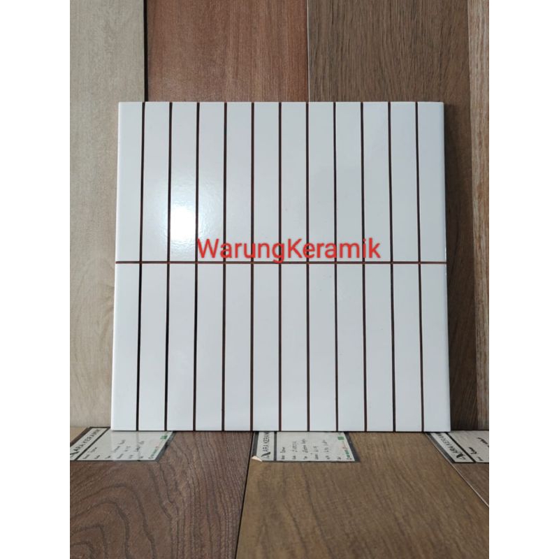 Ellagress keramik precut nat palsu / keramik kamar mandi / keramik toilet / keramik dapur / keramik 