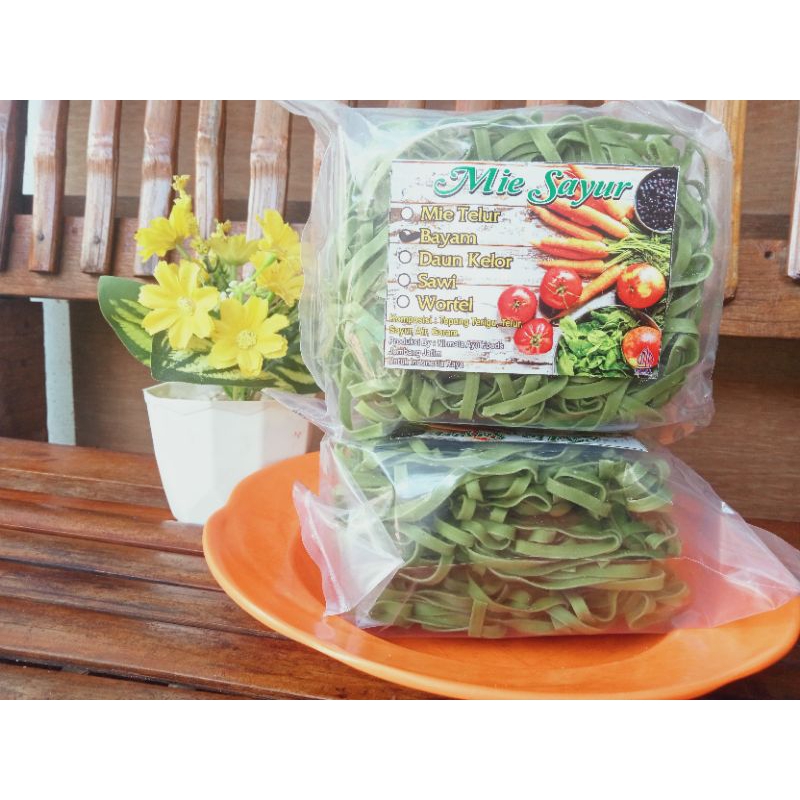 

Mie Sayur Sehat Tanpa MSG Tanpa Pengawet & pewarna isi 3 keping 150