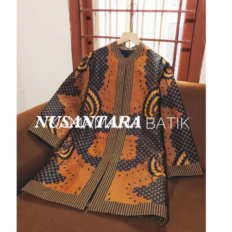 ATASAN BATIK MODERN INDONESIA