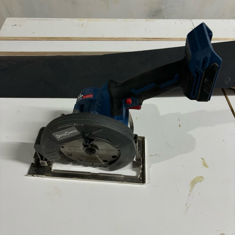 dongcheng circular saw dcmy 140 s unit only