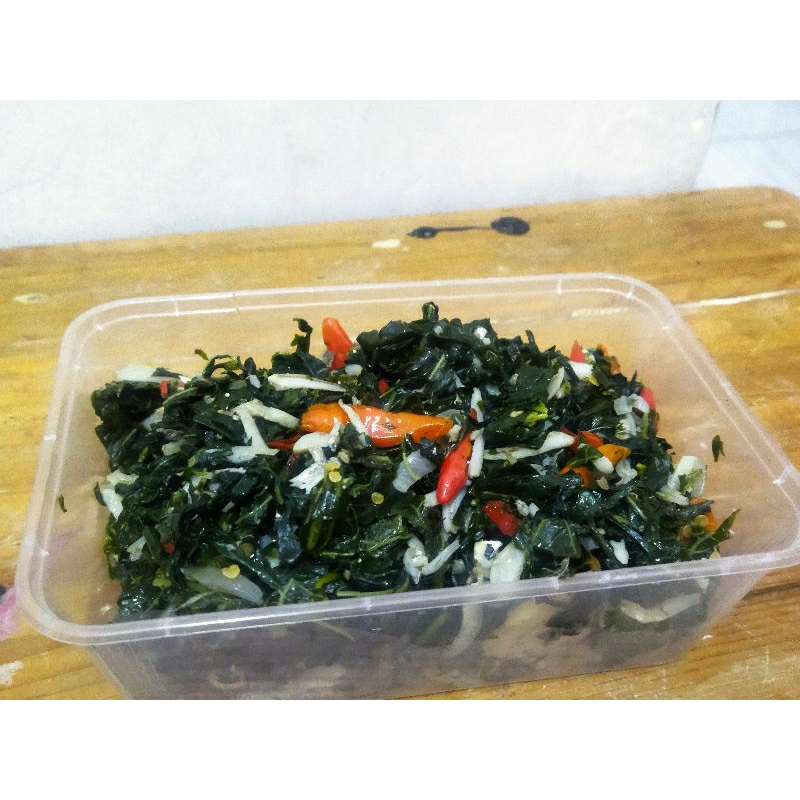 

Tumis Teri Daun Singkong Pedas untuk 3-5 porsi