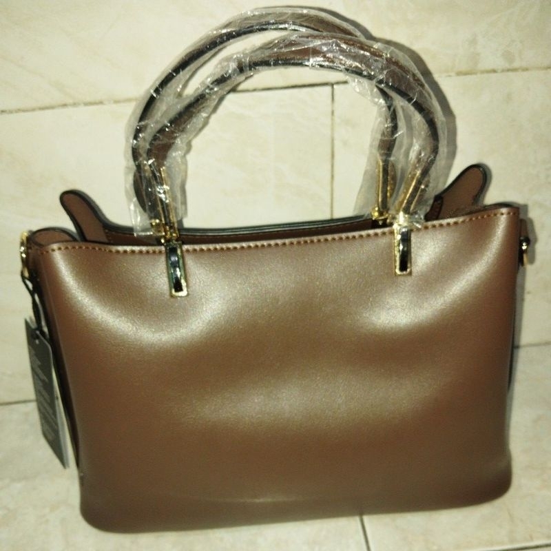 Tas wanita merk hana