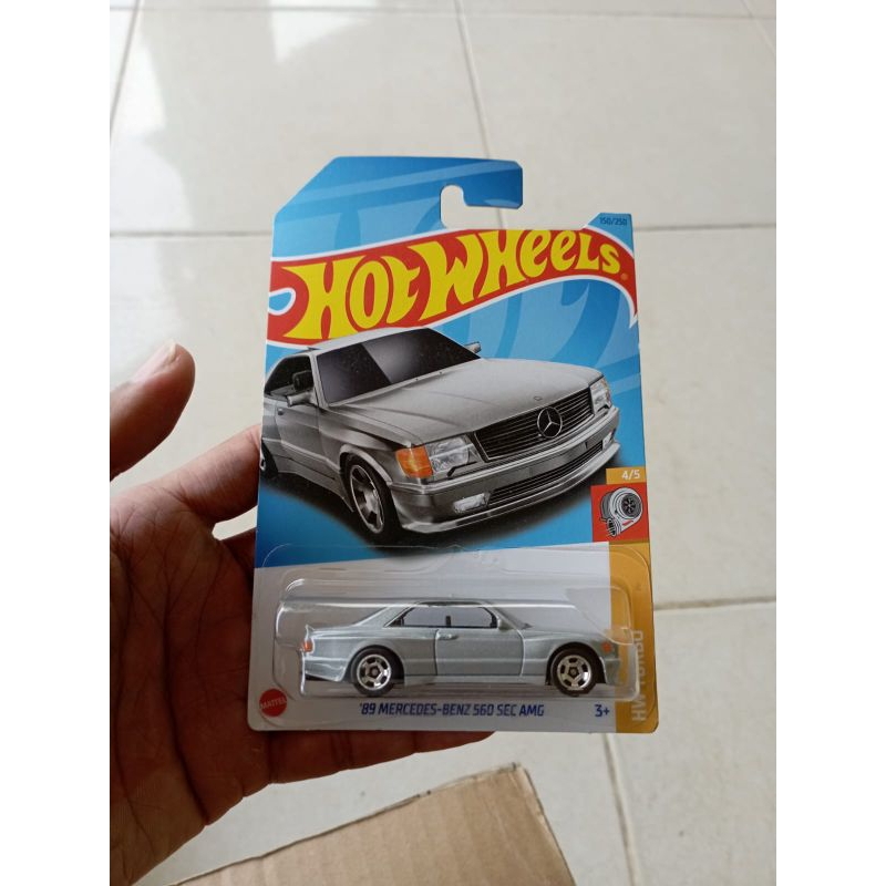 Hot Wheels mercedes benz 560Sec Amg