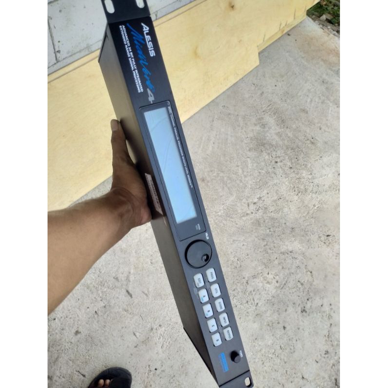 Alesis midiverb4 orisinil
