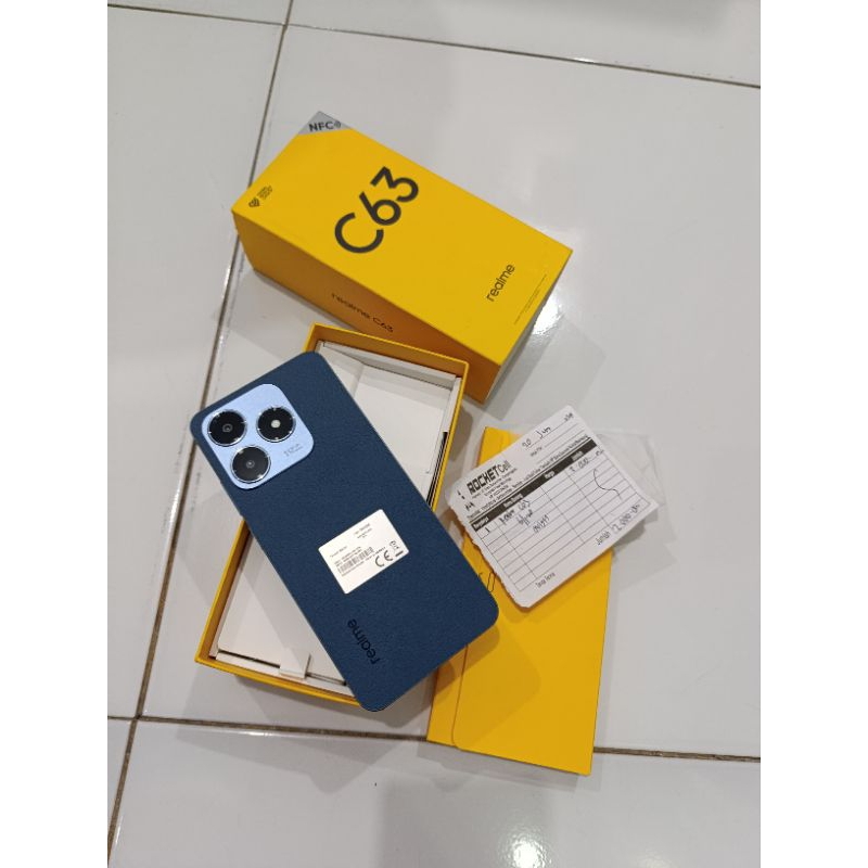Second REALME C63 6/128 fullset original likenew