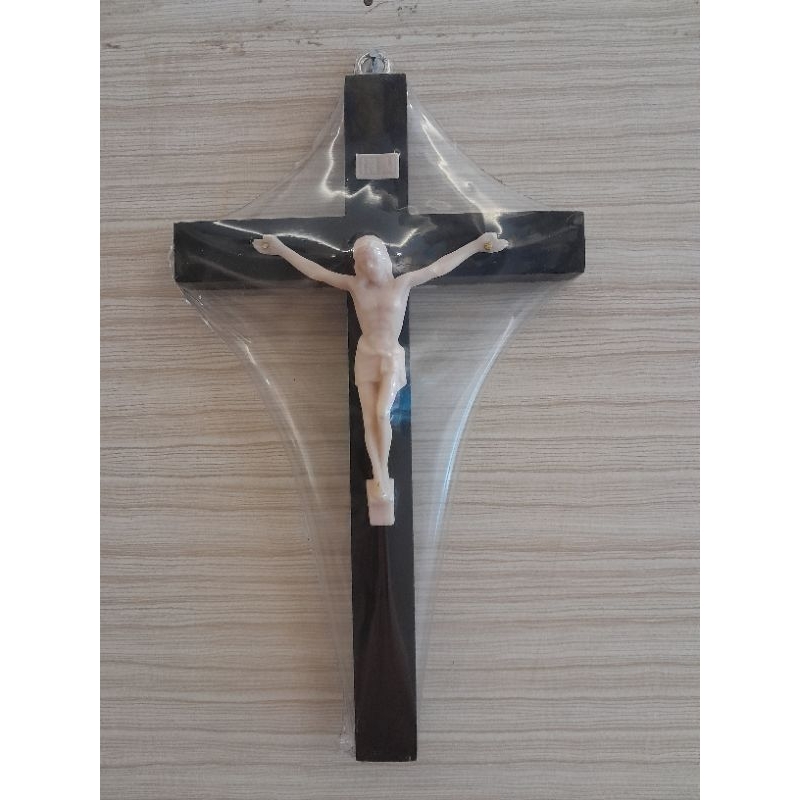 Salib Dinding Korpus, salib Dinding Katolik