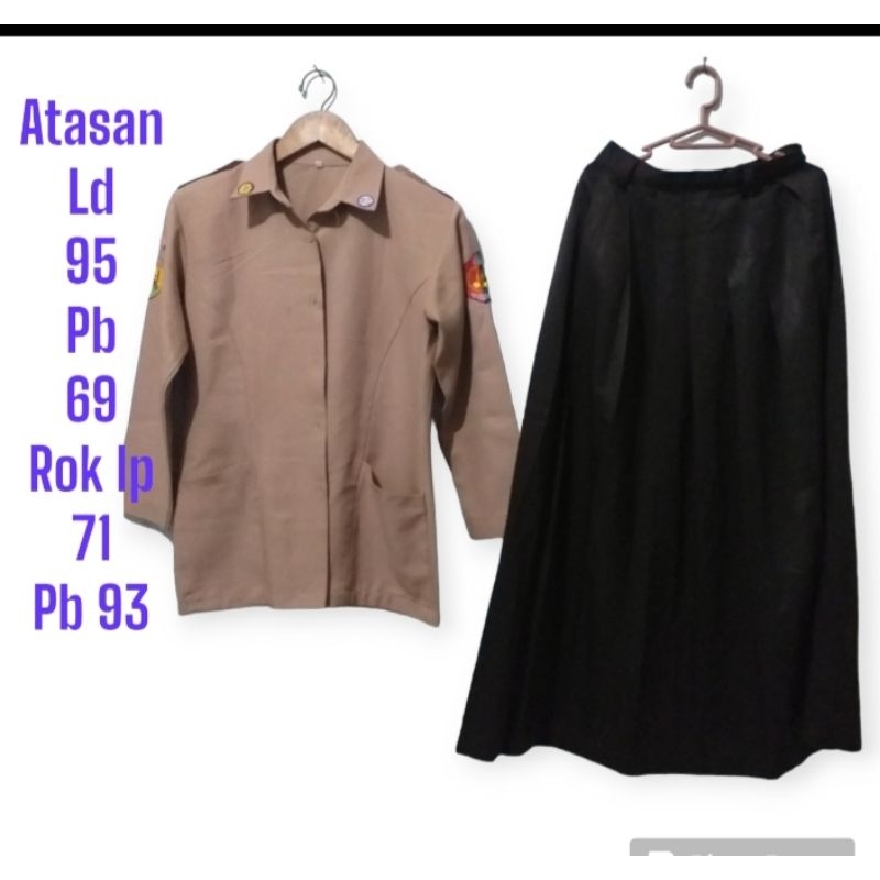 Seragam pramuka & Rok abu sma pl