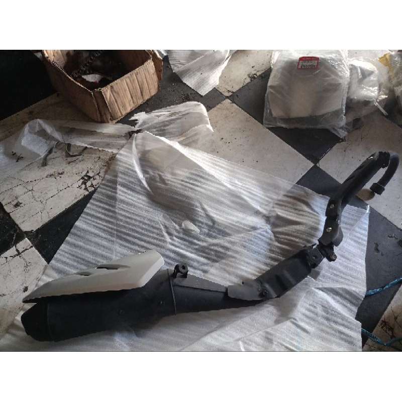 knalpot Honda crf 150(bekas original)