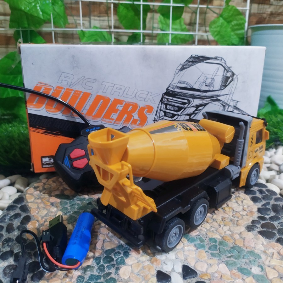 READY STOK RC Truk molen batre cas