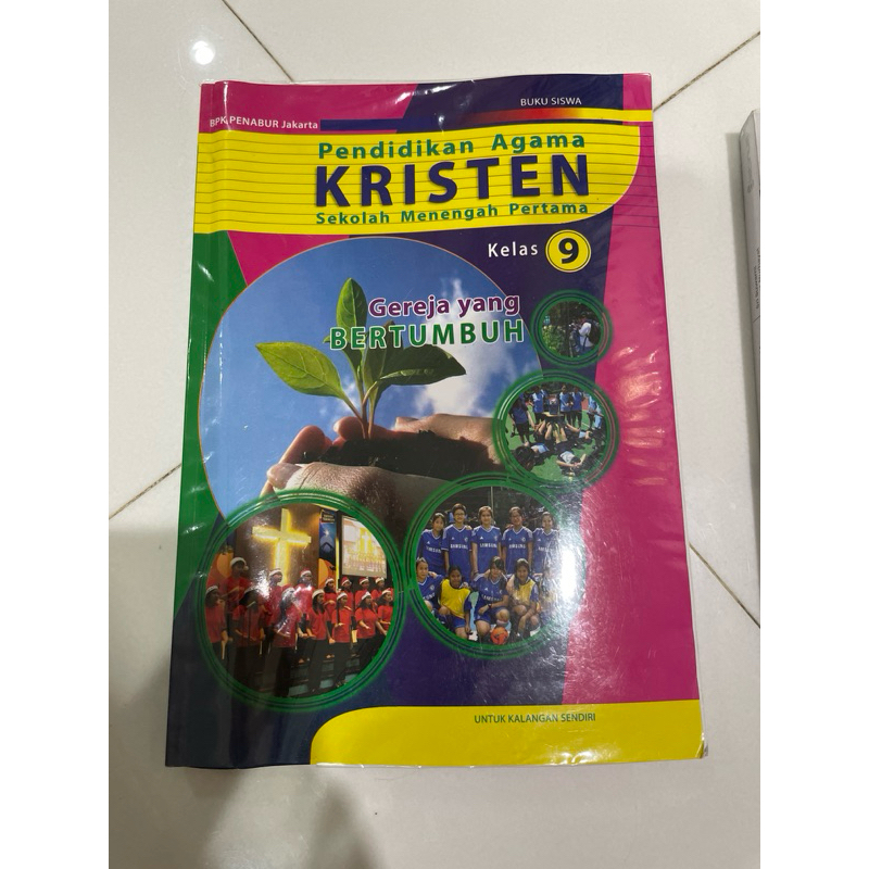

buku siswa pendidikan agama KRISTEN kelas 9