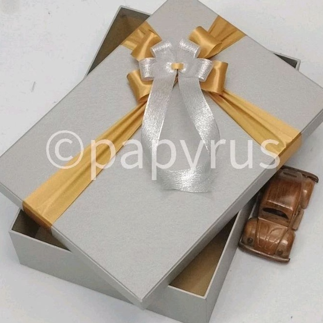 

HJ6 PAPYRUS 25x35 Tinggi 1cm Kotak Kado Gift Box Hadiah KOTA KADO
