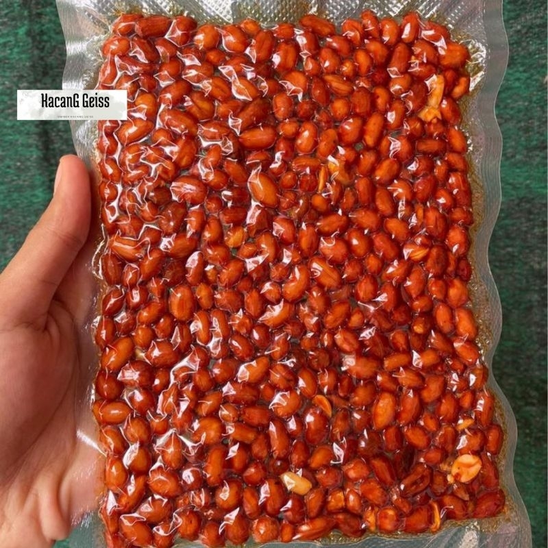 

Kacang balado pedas manis gurih berat150gr