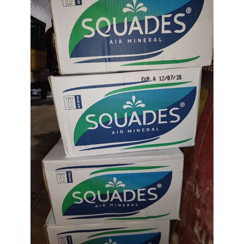 SQUADES GELAS 240ml 1 DUS