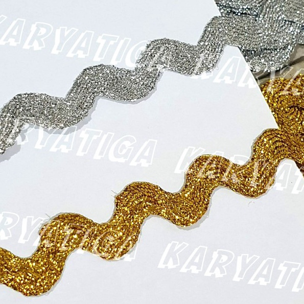 

Gila Renda Biku Renda Zig Zag Emas Perak Lebar 12 cm 2 Yard