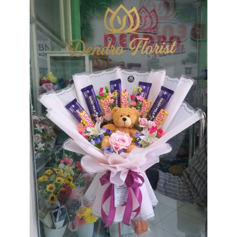 

Buket ulang tahun/buket coklat boneka