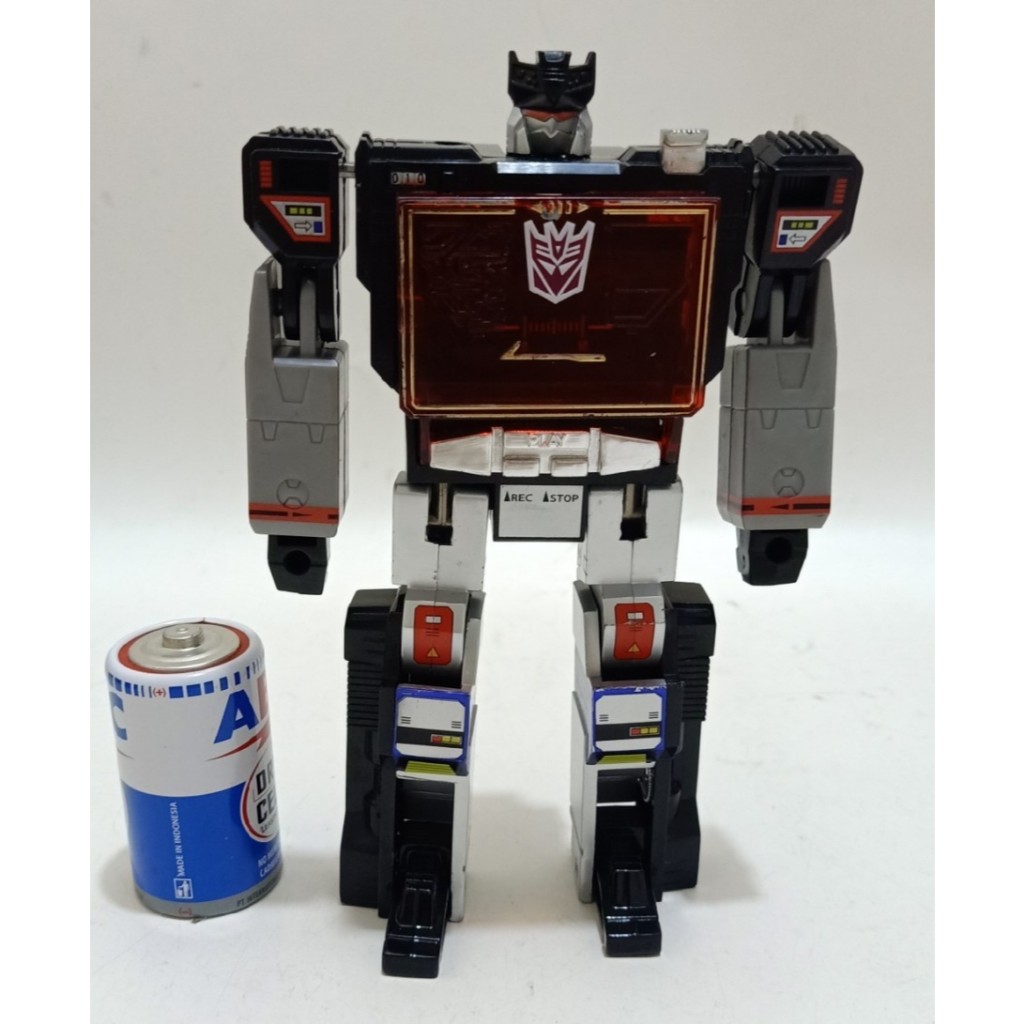 transformers g1 soundblaster decepticon takara tomy