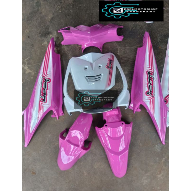 Cover full body halus Honda beat karbu warna pink tameng Putih Thailand plus striping icon