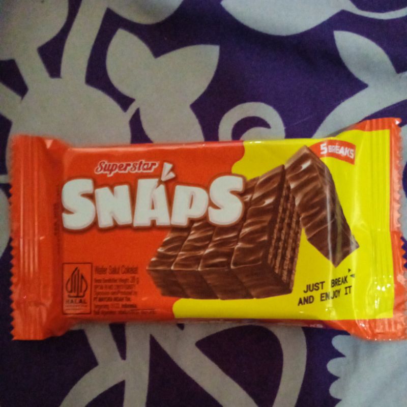 

Wafer Salut Cokelat Super Star Snaps