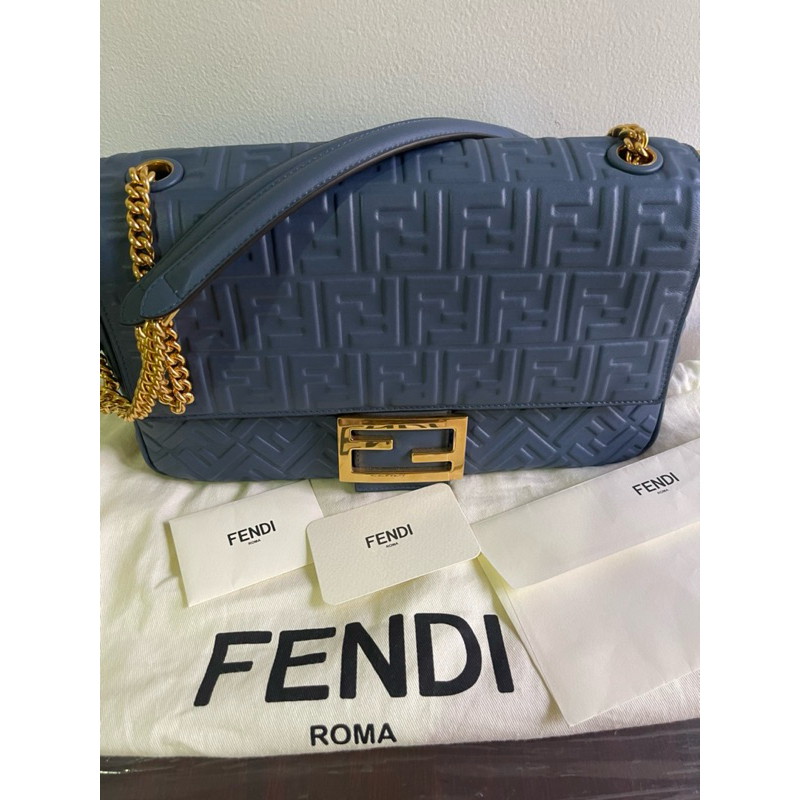 preloved Fendi Baguette chain