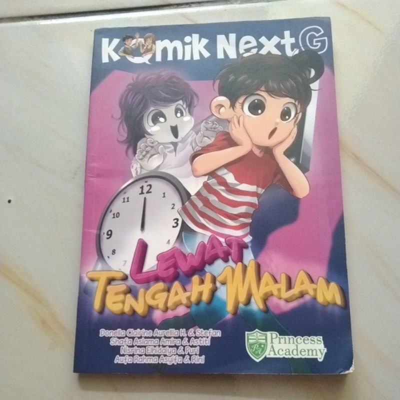 KOMIK  (LEWAT TENGAH MALAM)