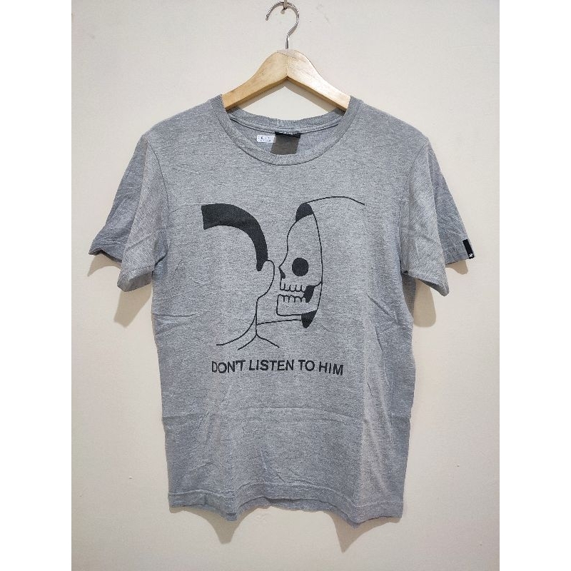 Kaos Oblong Undefeated Second