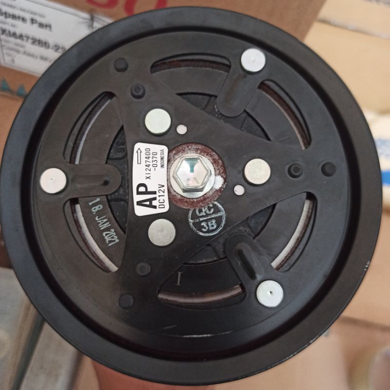 Magnet Clutch HONDA HRV 1.5 DENSO ORIGINAL