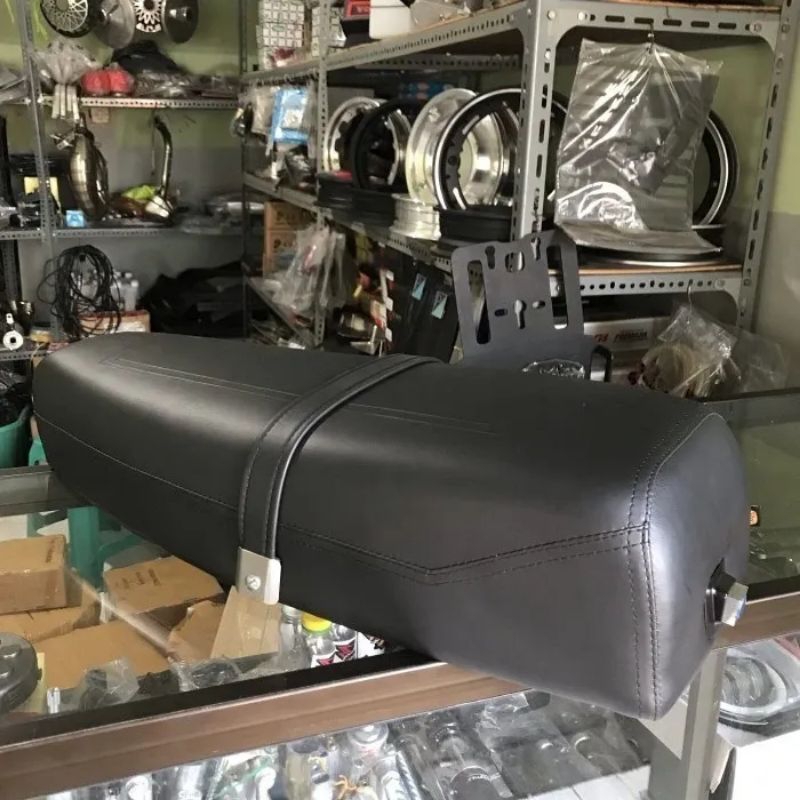 Jok Panjang Arcobaleno MG Jok Vespa Super Sprint Px NewPx Plus Kunci
