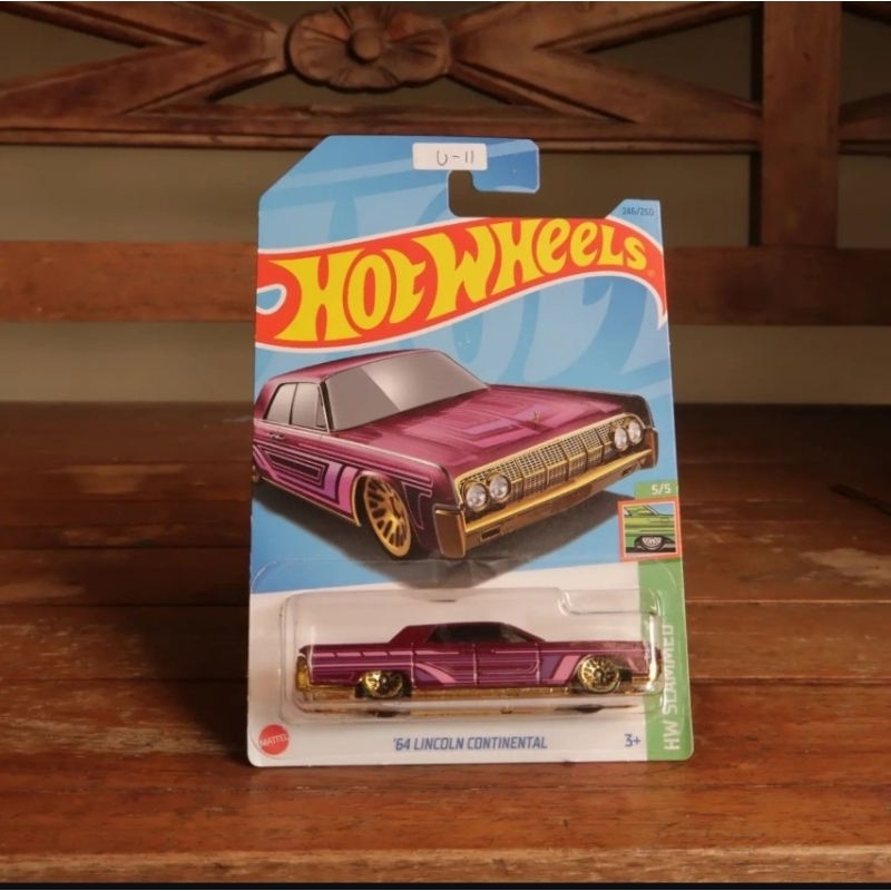 Hot Wheels '64 Lincoln Continental