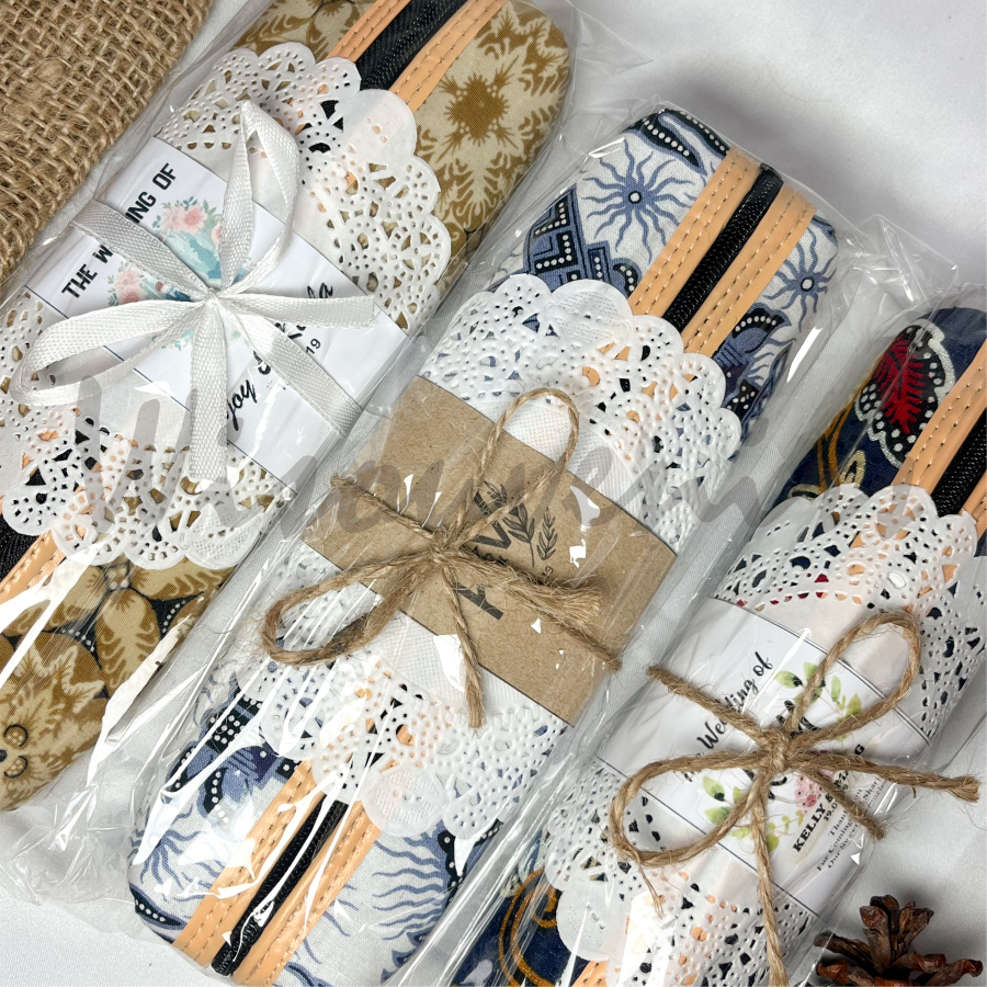 Paket Hemat 50 Biji Souvenir Tempat Pensil Batik Khas Jogja 19 x 7 cm Souvenir Tempat Pensil murah S