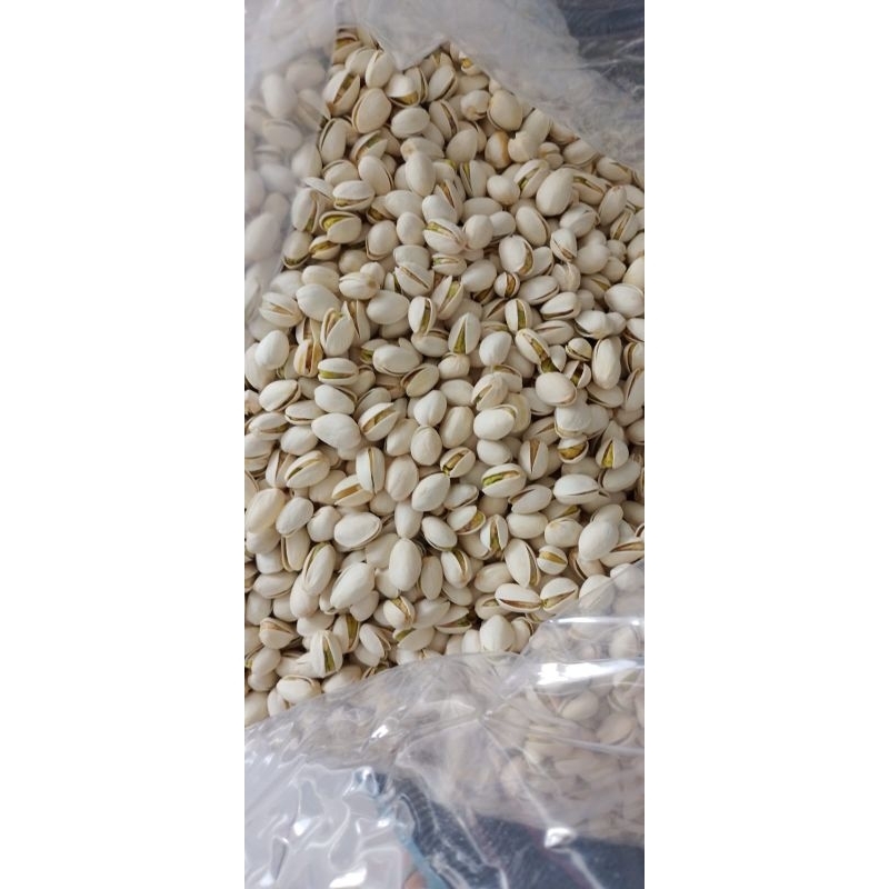 

kacang pisthacio /kacang ketawa 500g
