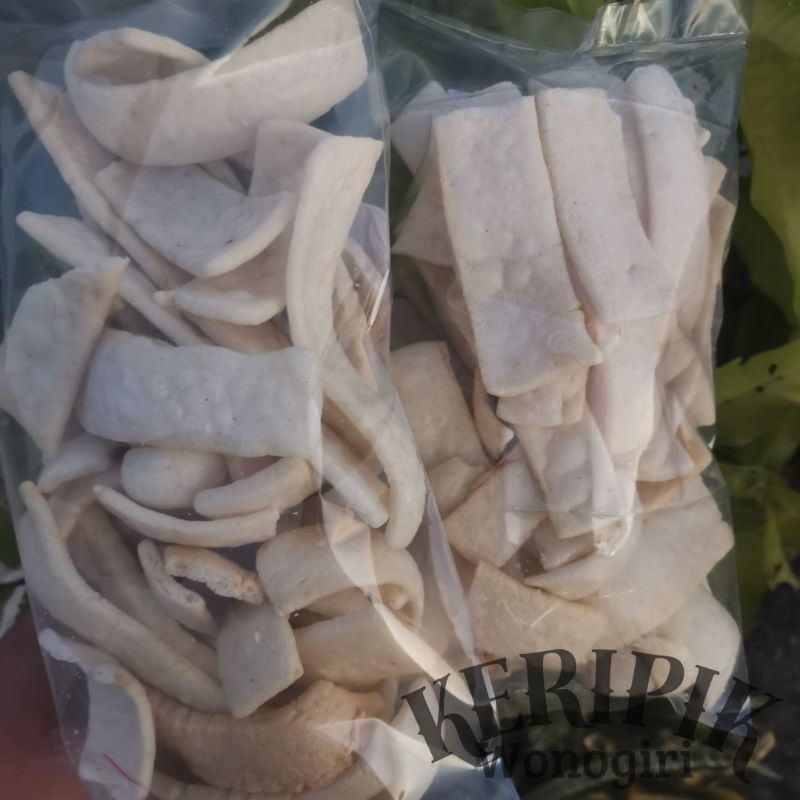 

KERUPUK KRUPUK RAMBAK WONOGIRI