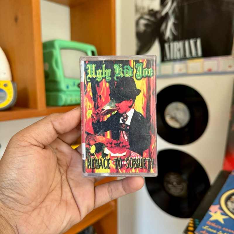 Kaset Pita / Tape / Walkman Ugly Kid Joe Menace to Sobriety Original 100% Berfungsi / Tested Indones