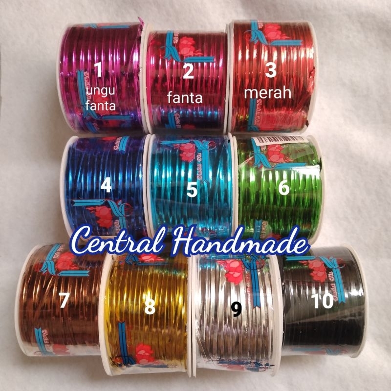 

Kawat Pengikat Souvenir / Twist tie per Roll