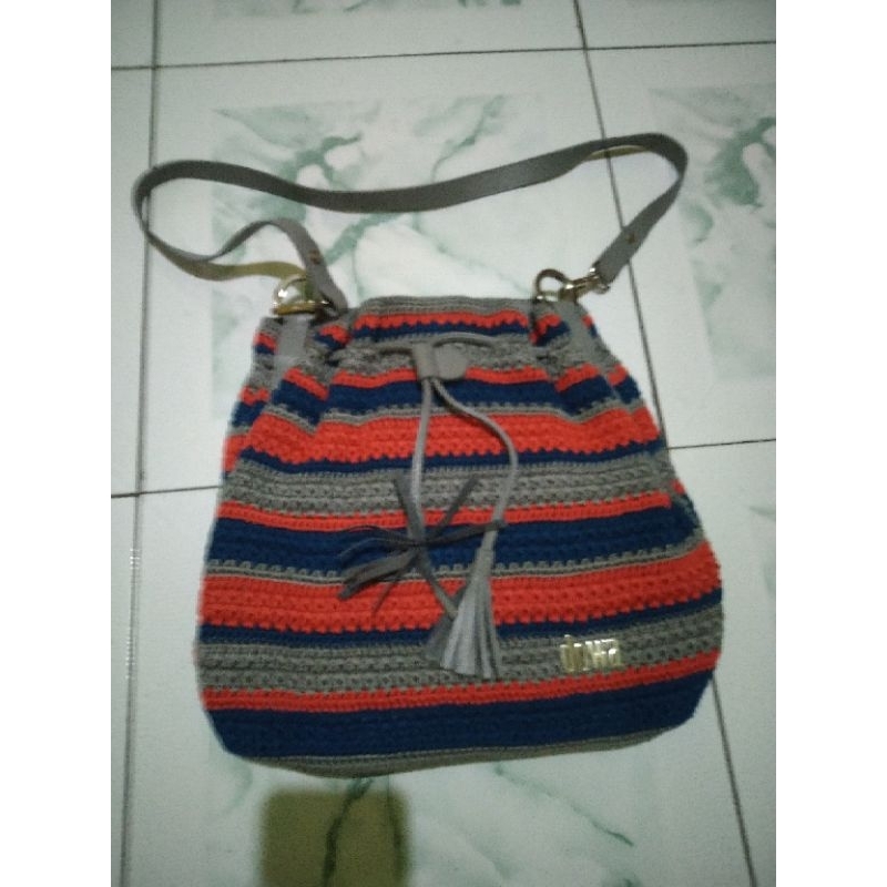 Tas Selempang Dowa