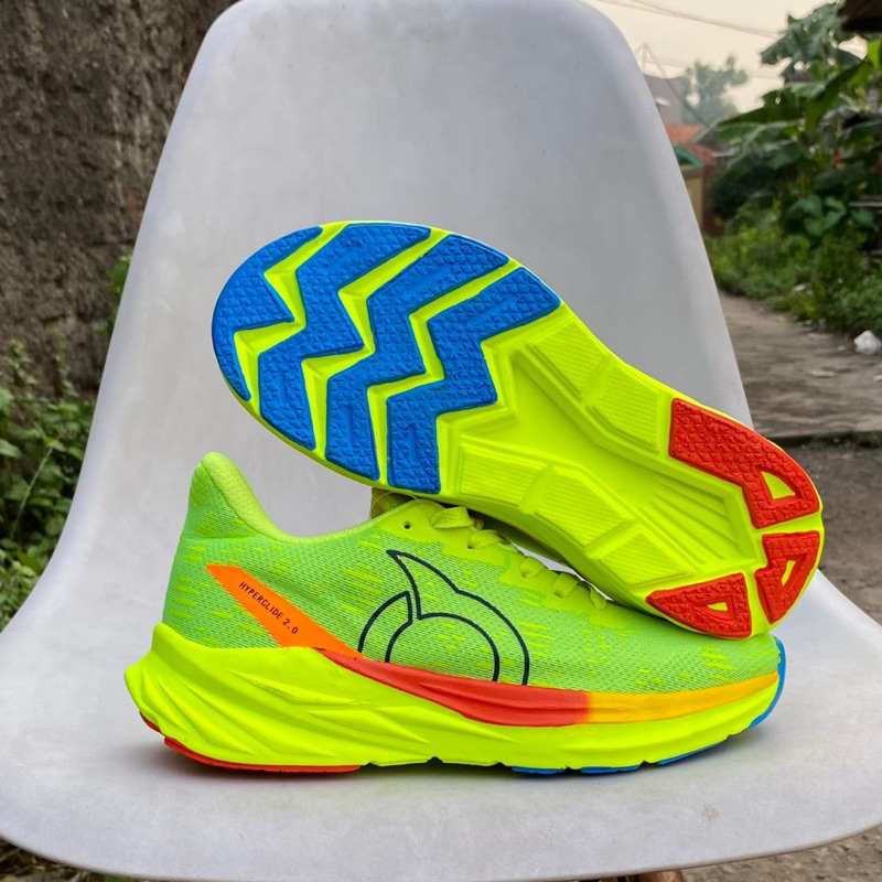 SEPATU RUNNING ORTUSEIGHT HYPERFUSE 2.0 WOMENS/SEPATU ORTUS HYPERFUSE 2.0 WOMENS/SEPATU LARI WOMENS/