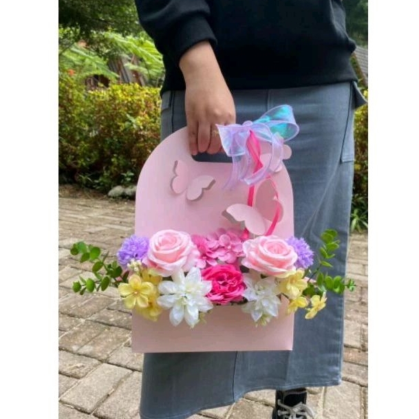 

Box Flowers | Gift Graduation | gift grand opening