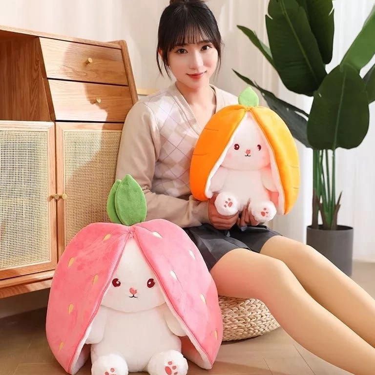 KODE I59P Boneka kelinci strawberry wortel flip resesible ukuran 3cm bahan halus
