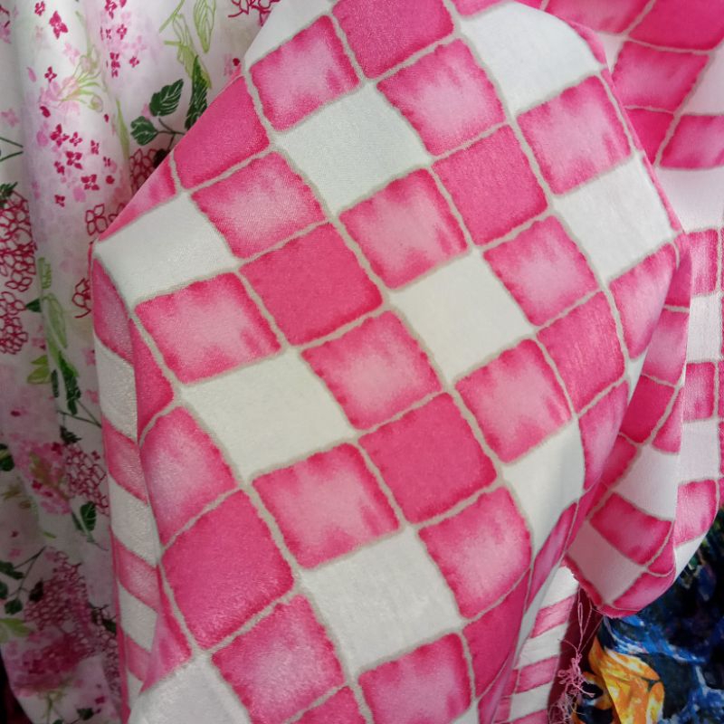 Kain Satin Silk Motif Kotak Import - Kain Satin Sutra - Kain Meteran Nz | Harga Per Setengah Meter