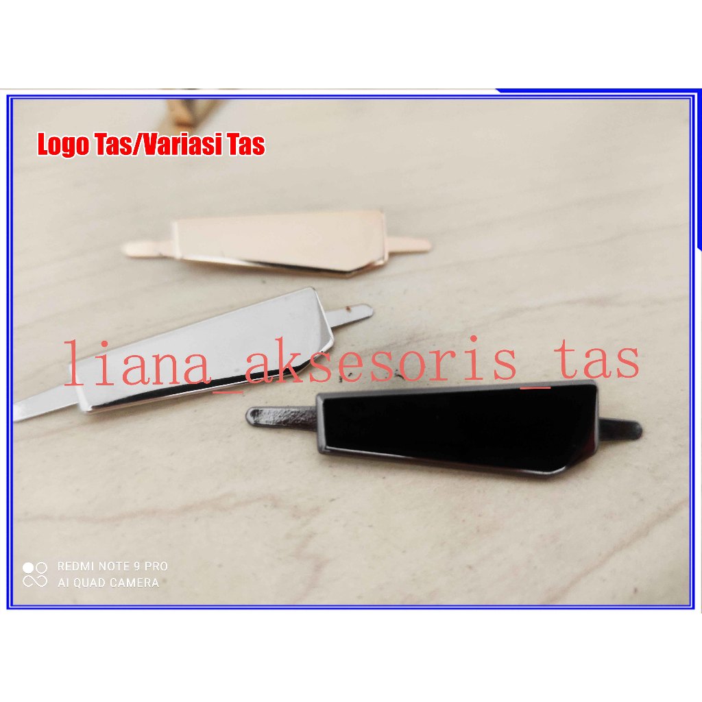 ASESORIS TAS HIASAN TAS SELEMPANG - LOGO TAS - BROS TAS SELEMPANG WANITA - TAS RAJUT WANITA - LOGO T