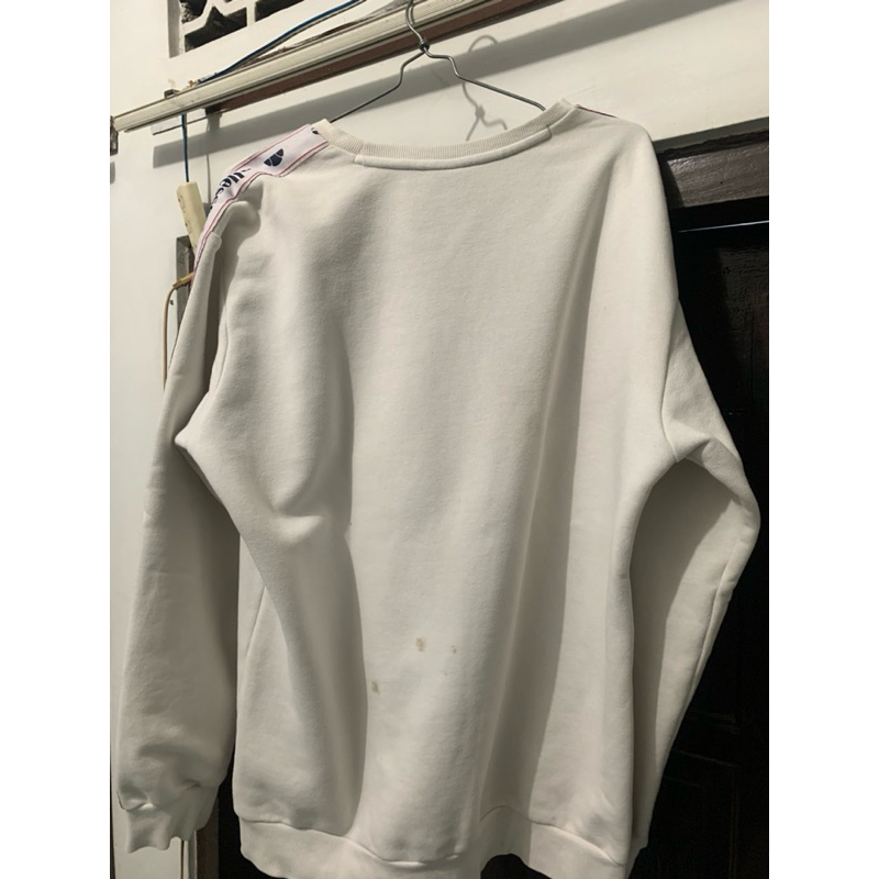 crewneck ellese