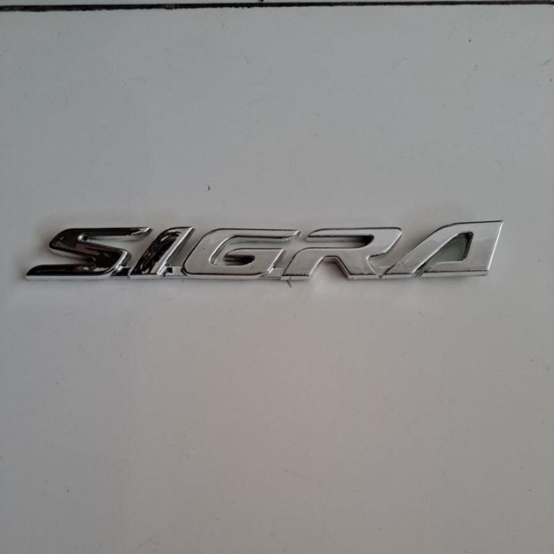 Emblem mobil SIGRA tulisan tempelan Huruf timbul lem perekat Logo sigra