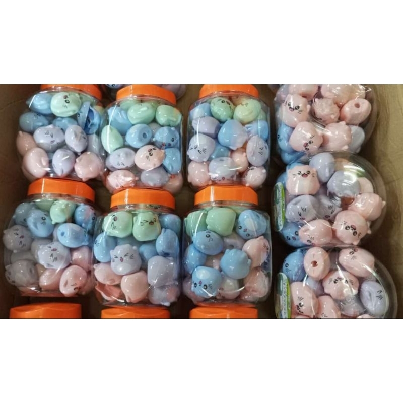 

1Toples Rautan Cute -- Cute Sharperner