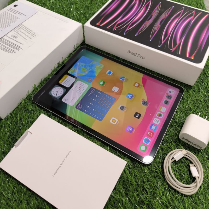 iPad Pro M2 128GB 11inch WiFi iBox Garansi 1 Agustus 2024