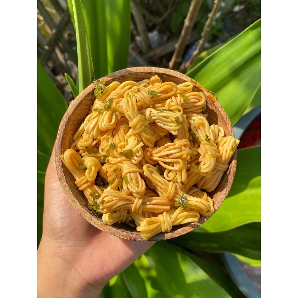 

PROMO !! MIE GULUNG RENYAH KEMASAN 500GR (RASA PILIH DI VARIAN)