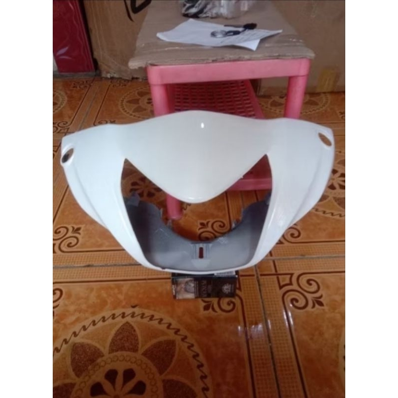 Batok depan honda spacy karbu atau spacy fi putih