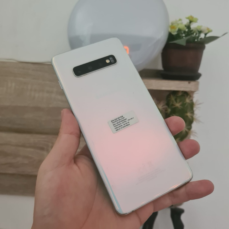Samsung S10 Plus Fullset Handphone Bekas Second